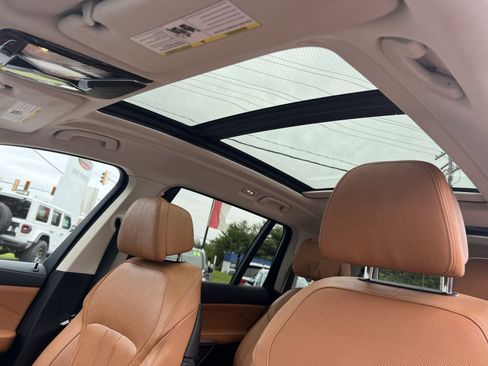 Used 2022 BMW X7 xDrive40i w/ Executive Package AWD/4WD image 24