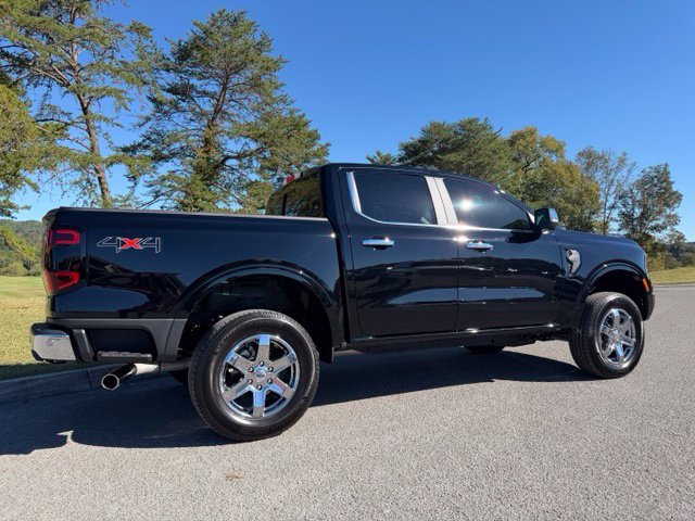 Used 2024 Ford Ranger Lariat w/ Trailer Tow Package AWD/4WD image 2