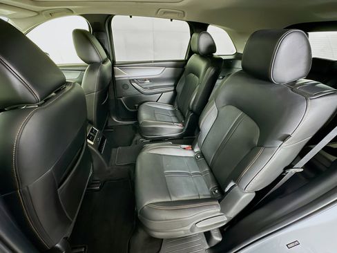 Used 2024 MAZDA CX-90 3.3 Turbo w/ Premium Package image 29