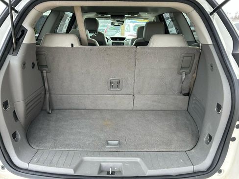 Used 2015 Chevrolet Traverse LTZ image 19