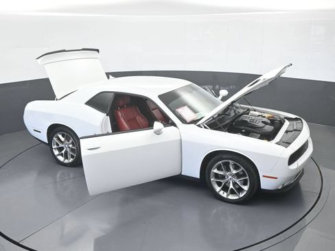 Used 2020 Dodge Challenger SXT w/ Plus Package RWD image 63