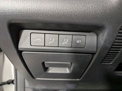 Used 2024 MAZDA CX-30 AWD 2.5 S w/ Premium Package image 12