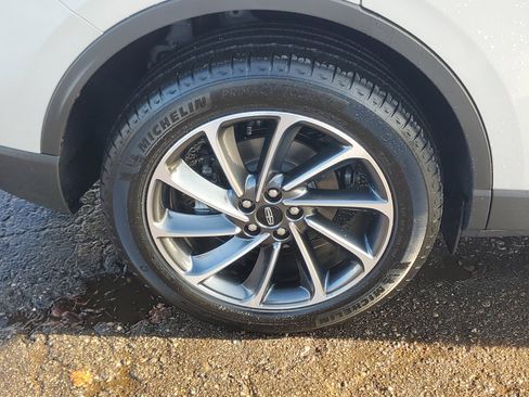 Certified 2023 Lincoln Corsair AWD w/ Equipment Group 101A image 7