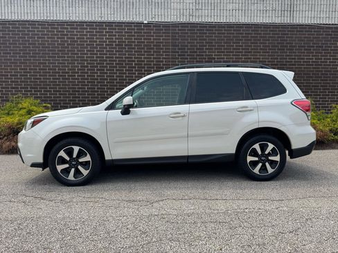 Used 2018 Subaru Forester 2.5i Premium w/ All-Weather Package AWD/4WD image 27