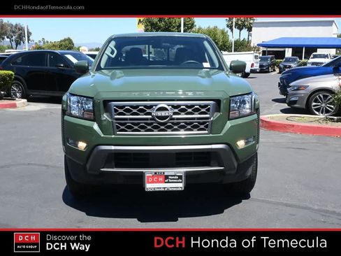 Used 2022 Nissan Frontier SV RWD image 2