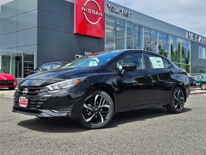 New 2025 Nissan Versa SR w/ Trunk Package