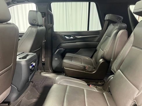 Used 2023 GMC Yukon Denali w/ LPO, Floor Liner Package image 25