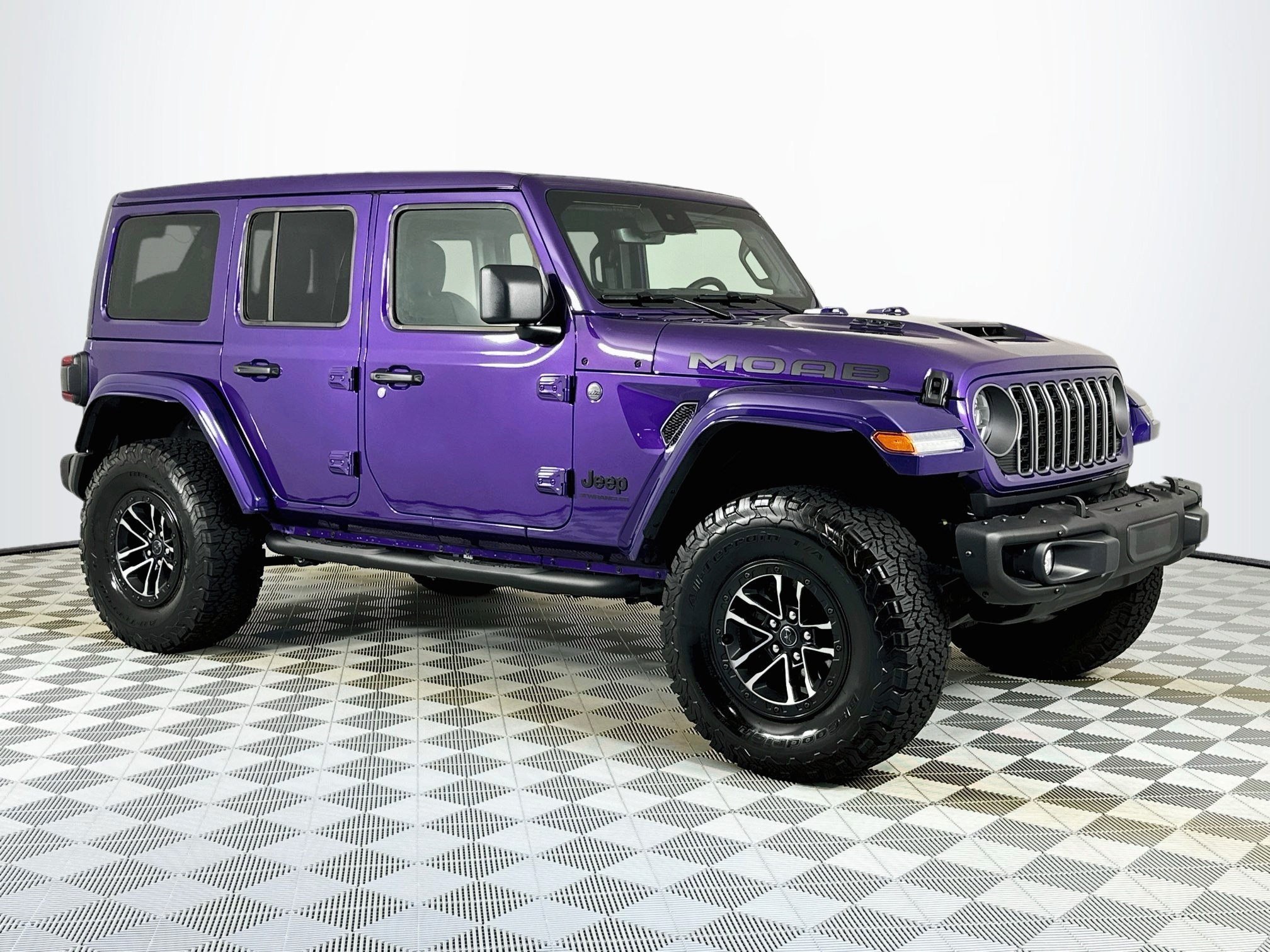 Used 2026 Jeep Wrangler Unlimited Rubicon 392 w/ Quick Order Package 27X Moab AWD/4WD image 3