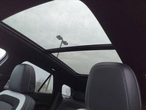 New 2024 Chevrolet Blazer EV LT image 7