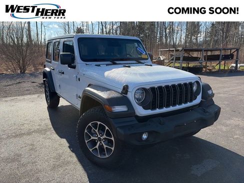 Used 2026 Jeep Wrangler Sport S image 1