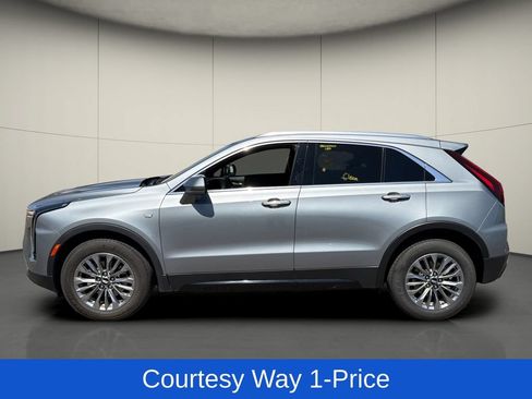 Used 2024 Cadillac XT4 Premium Luxury FWD image 5