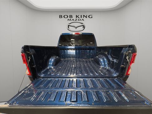 Used 2021 RAM 1500 Big Horn AWD/4WD image 12