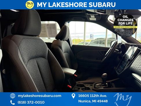 Certified 2025 Subaru Forester Premium AWD/4WD image 30