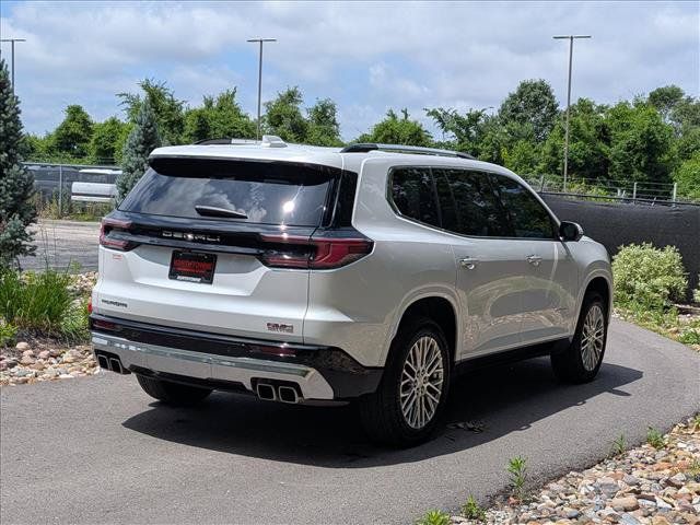 Used 2025 GMC Acadia Denali FWD image 5
