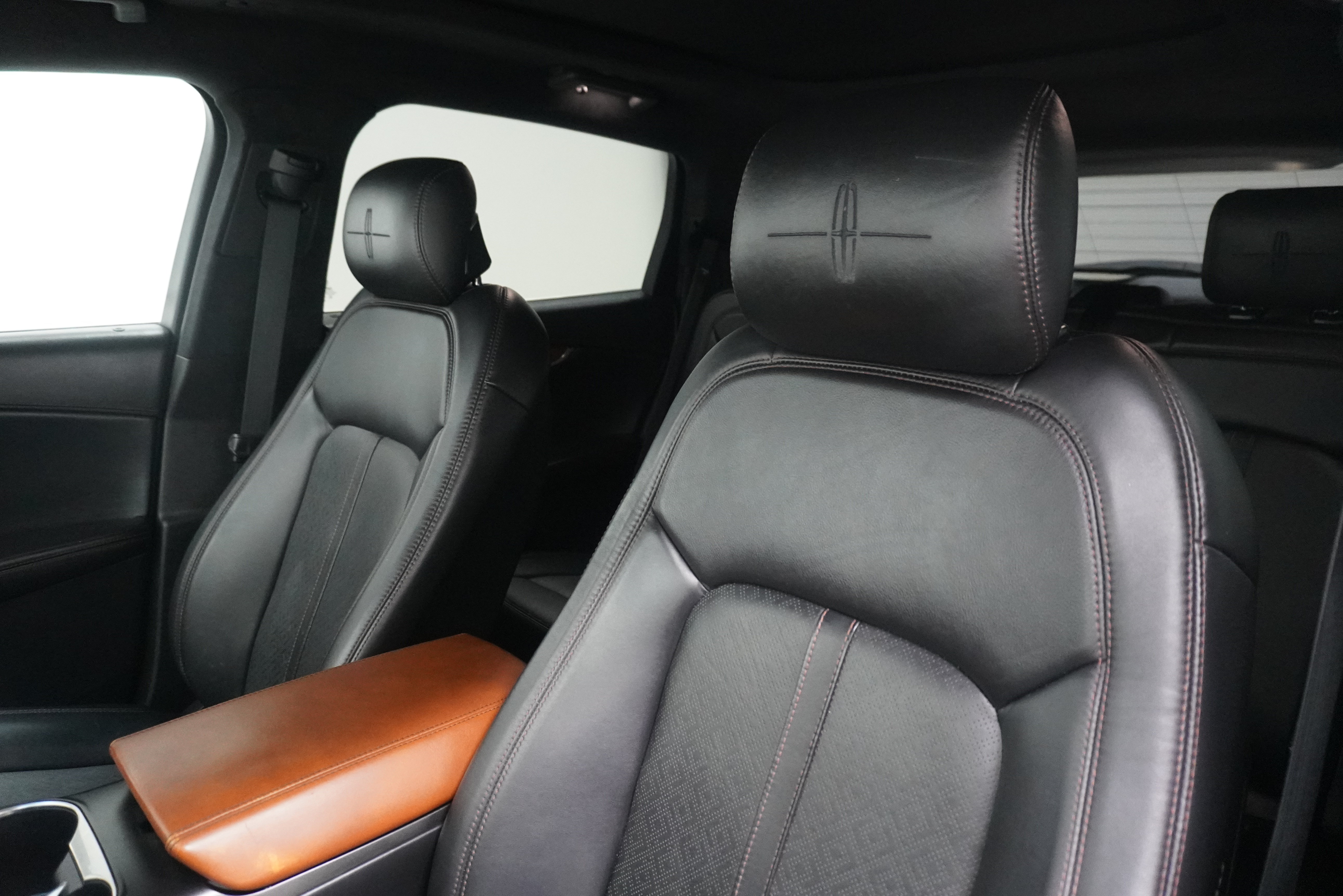 Used 2018 Lincoln MKX Black Label w/ Driver Assistance Package AWD/4WD image 11
