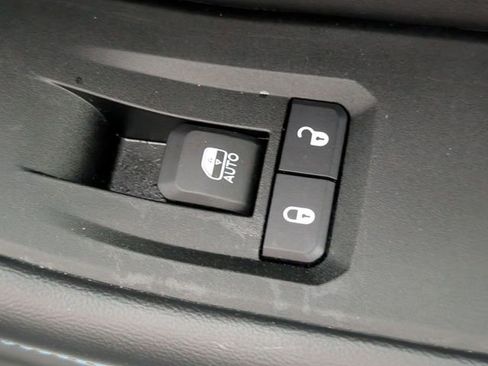 Used 2024 Jeep Grand Cherokee Trailhawk AWD/4WD image 34