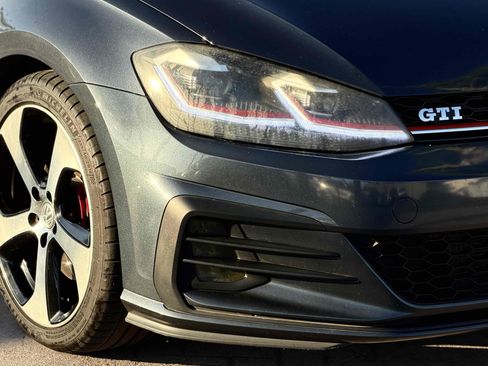 Used 2018 Volkswagen GTI S FWD image 12