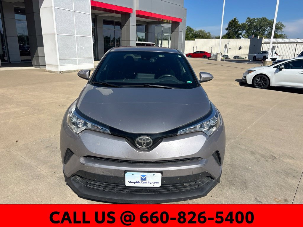 Used 2019 Toyota C-HR LE FWD image 3