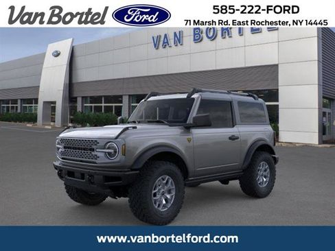 New 2025 Ford Bronco Badlands AWD/4WD image 1