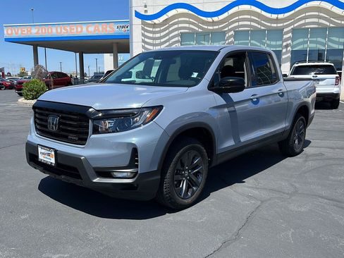 Used 2023 Honda Ridgeline Sport image 5