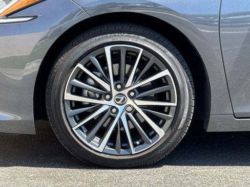 Certified 2025 Lexus ES 350 w/ Premium Package FWD image 29