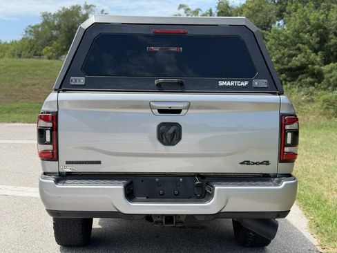 Used 2020 RAM 2500 Big Horn w/ Night Edition AWD/4WD image 4