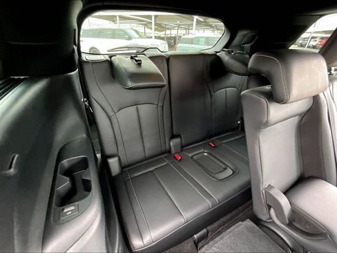 Certified 2025 INFINITI QX60 Luxe w/ Black Edition image 40