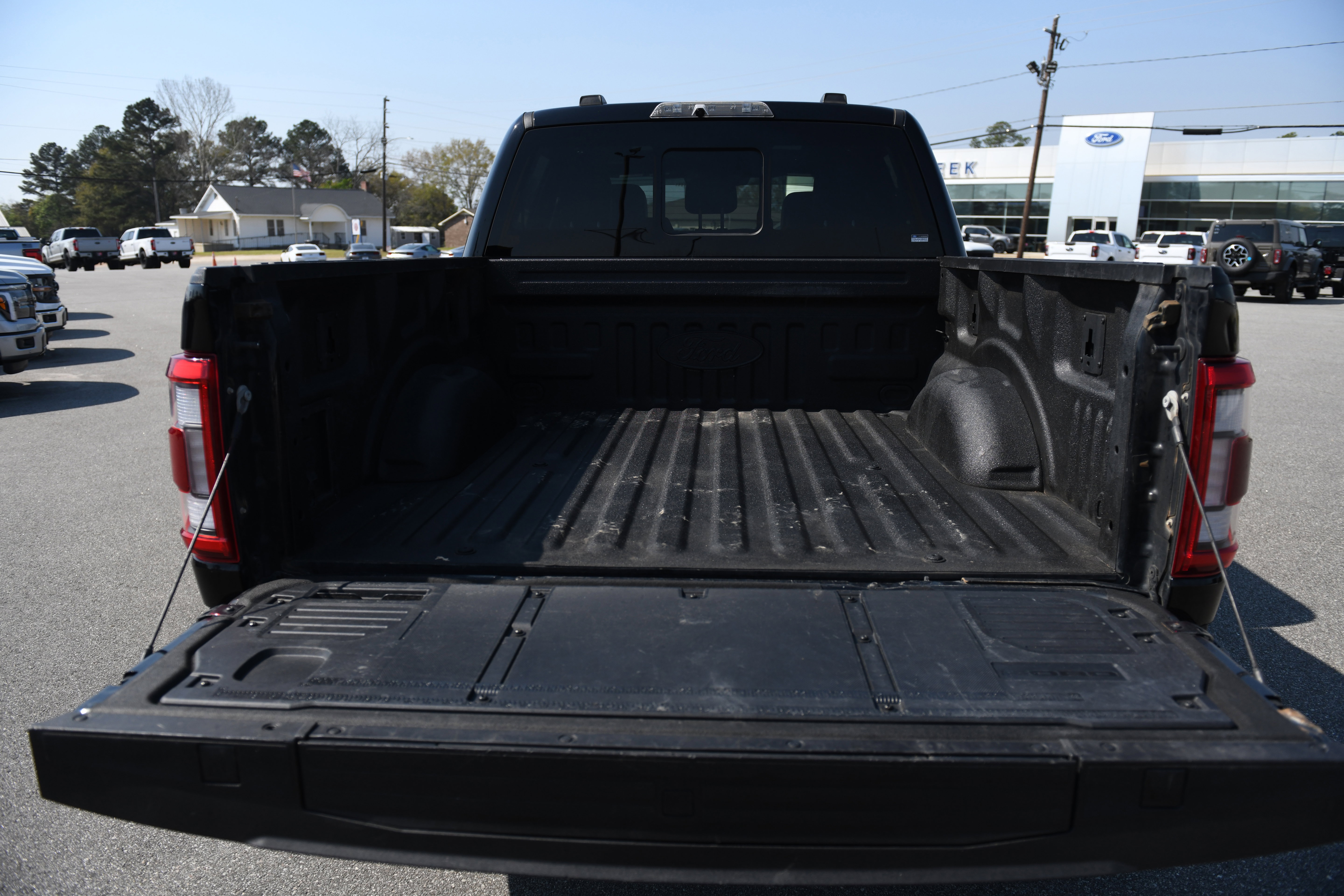 Used 2023 Ford F150 Raptor AWD/4WD image 11