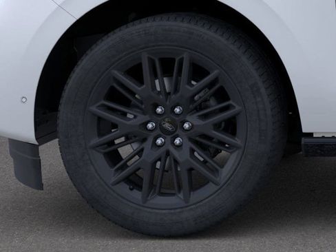 New 2026 Ford Expedition Platinum w/ Stealth Appearance Package image 19