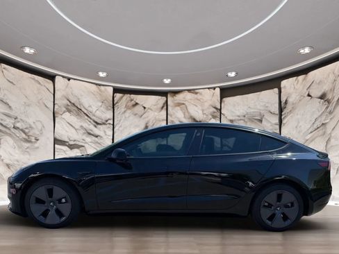 Used 2022 Tesla Model 3 RWD image 5