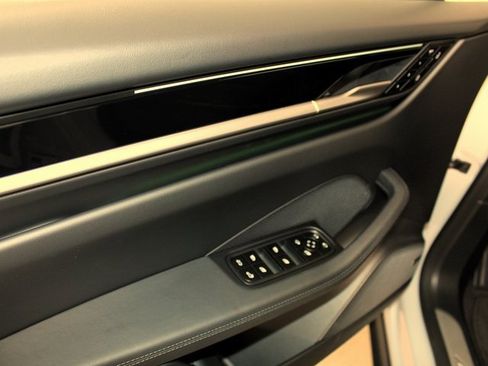 Used 2024 Porsche Macan 4 Electric image 19