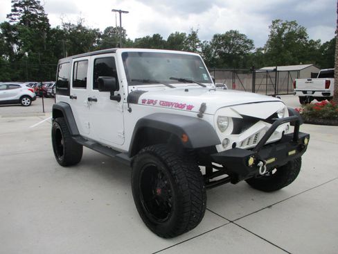 Used 2016 Jeep Wrangler Unlimited Sport w/ Quick Order Package 24S AWD/4WD image 28