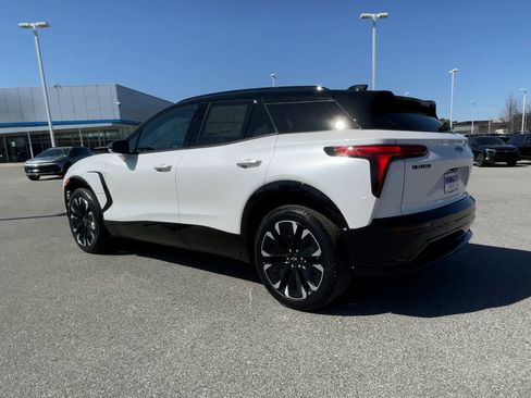 New 2025 Chevrolet Blazer EV RS image 42