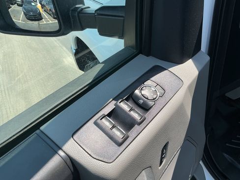 Used 2022 Ford F350 XL w/ STX Appearance Package AWD/4WD image 11