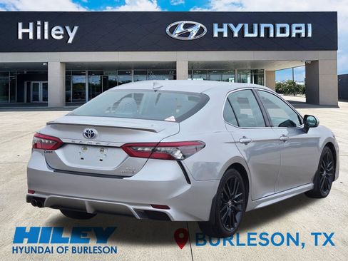 Used 2023 Toyota Camry XSE w/ Cold Weather Package FWD image 4