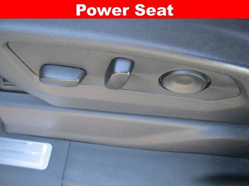 Used 2024 GMC Sierra 1500 Elevation image 25