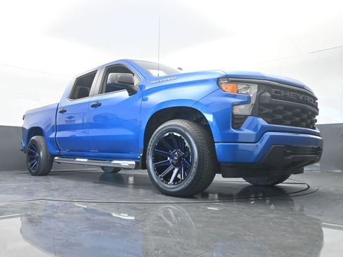 Used 2022 Chevrolet Silverado 1500 Custom image 63