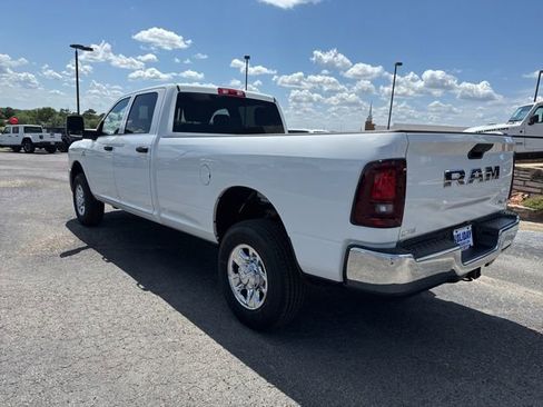 New 2026 RAM 2500 Tradesman AWD/4WD image 3