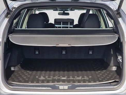 Used 2023 Subaru Outback Premium image 6