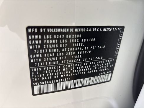 Used 2018 Volkswagen Tiguan SE image 10