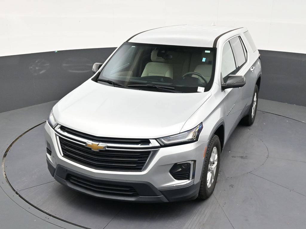 Used 2022 Chevrolet Traverse LS FWD image 18