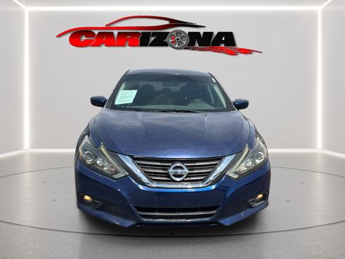 Used 2017 Nissan Altima 2.5 SR FWD image 2