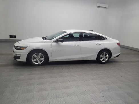 Used 2024 Chevrolet Malibu LS FWD image 2