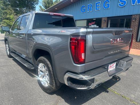 Used 2021 GMC Sierra 1500 SLT w/ SLT Premium Package AWD/4WD image 10