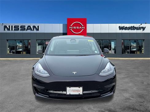 Used 2022 Tesla Model 3 Long Range image 2