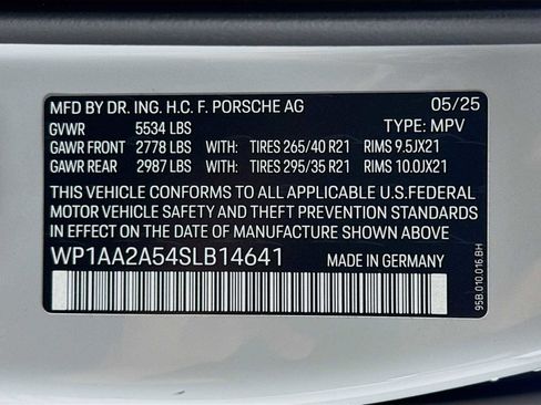 New 2025 Porsche Macan image 34