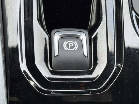 Used 2025 Chevrolet Colorado Z71 image 21