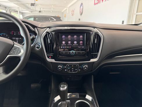 Certified 2020 Chevrolet Traverse LS AWD/4WD image 18