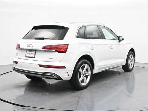 Used 2023 Audi Q5 2.0T Premium w/ Convenience Package AWD/4WD image 5