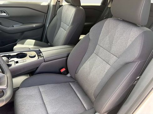 New 2026 Nissan Rogue SV AWD/4WD image 18